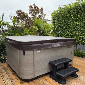 Spa Covers & Lifters